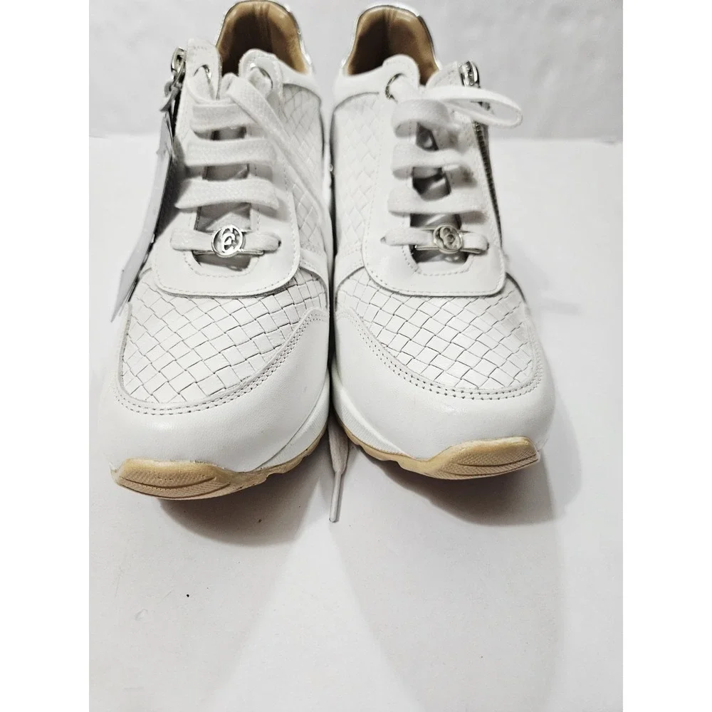 Carmela Women's Casual Wedge Leather Sneakers, Size Euro 40 White‎